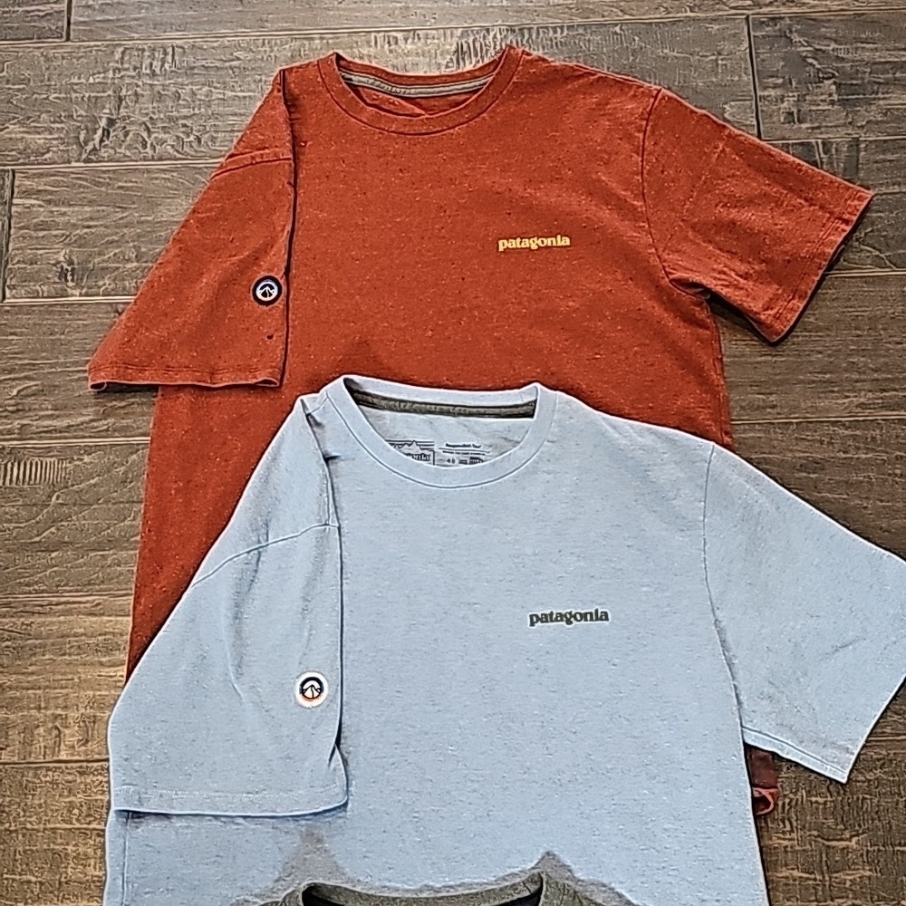 Three Patagonia Women's/Men's T-Shirts - Picture 5 of 7